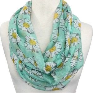 Daisy Mint Green Loop Infinity Scarf